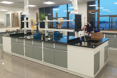 常熟某科研醫(yī)院實驗室全鋼合作項目